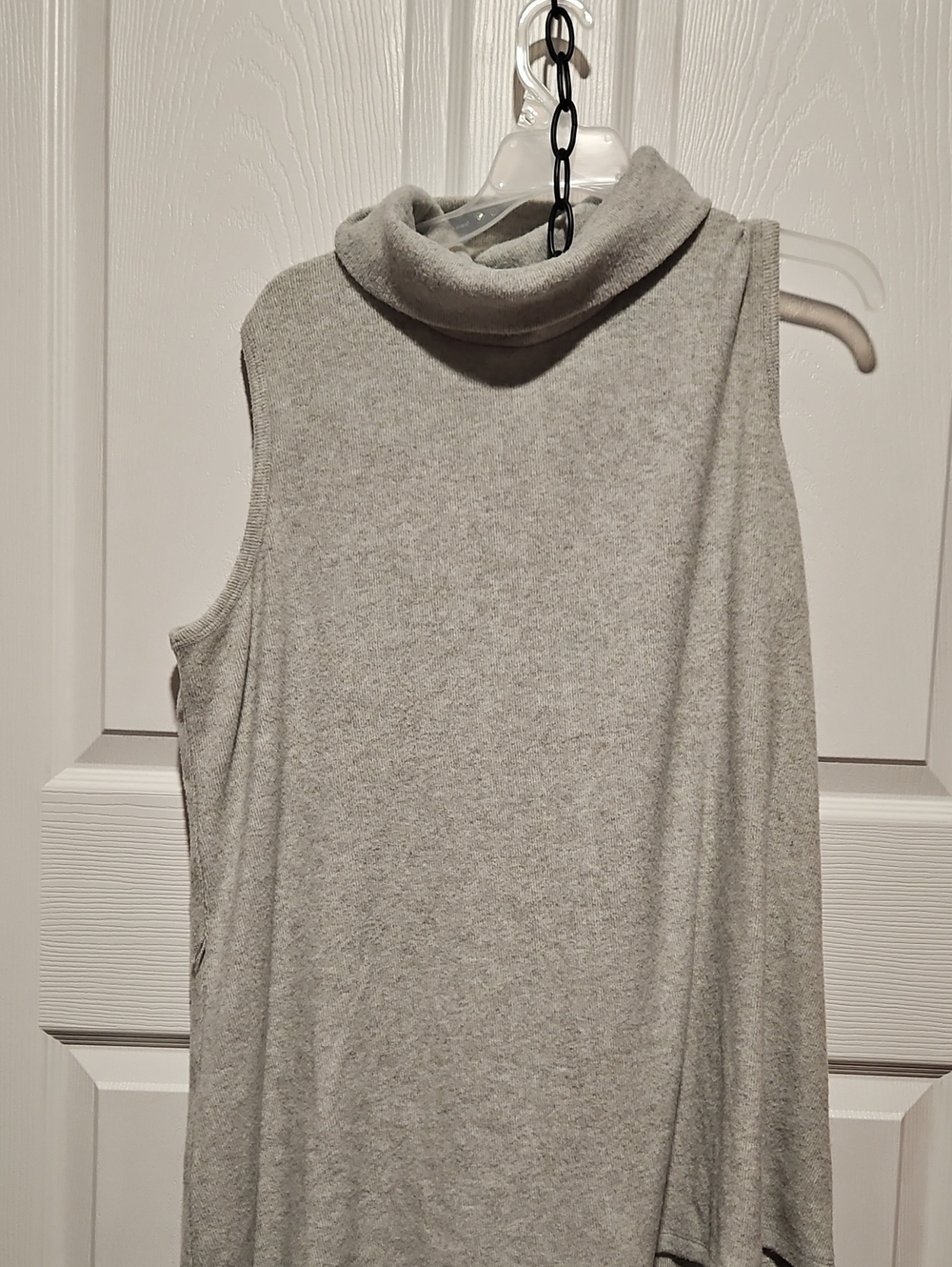 Lane Bryant Light Gray Sleeveless Mock Neck Top